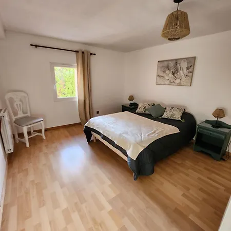 Hébergement de vacances Domaine De Poulharies -merlot