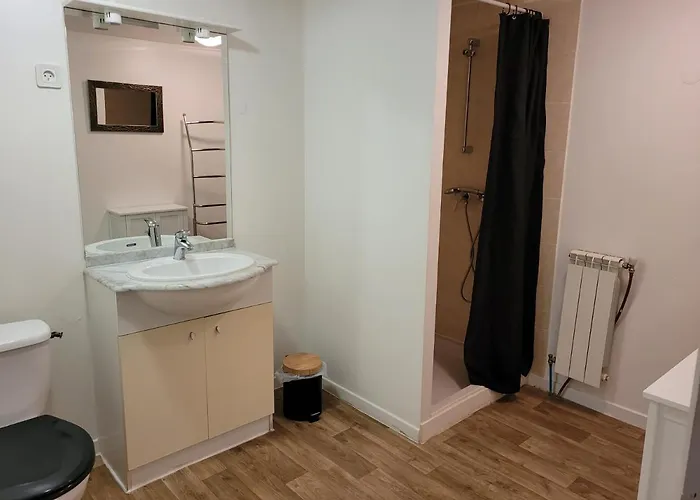 Domaine De Poulharies -merlot Holiday home Carcassonne